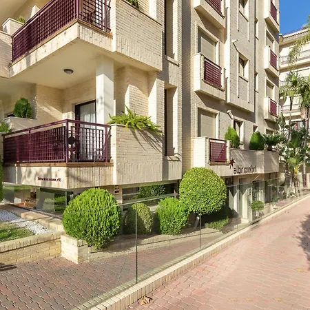 아파트 Albir Confort - Avenida 1 Dorm