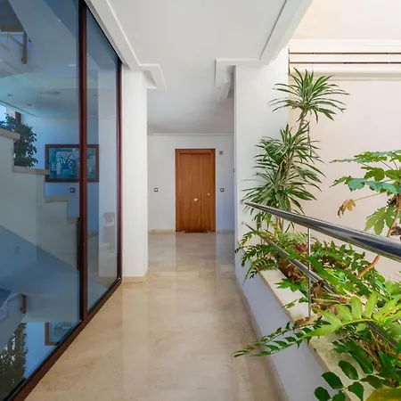 아파트 Albir Confort - Avenida 1 Dorm *